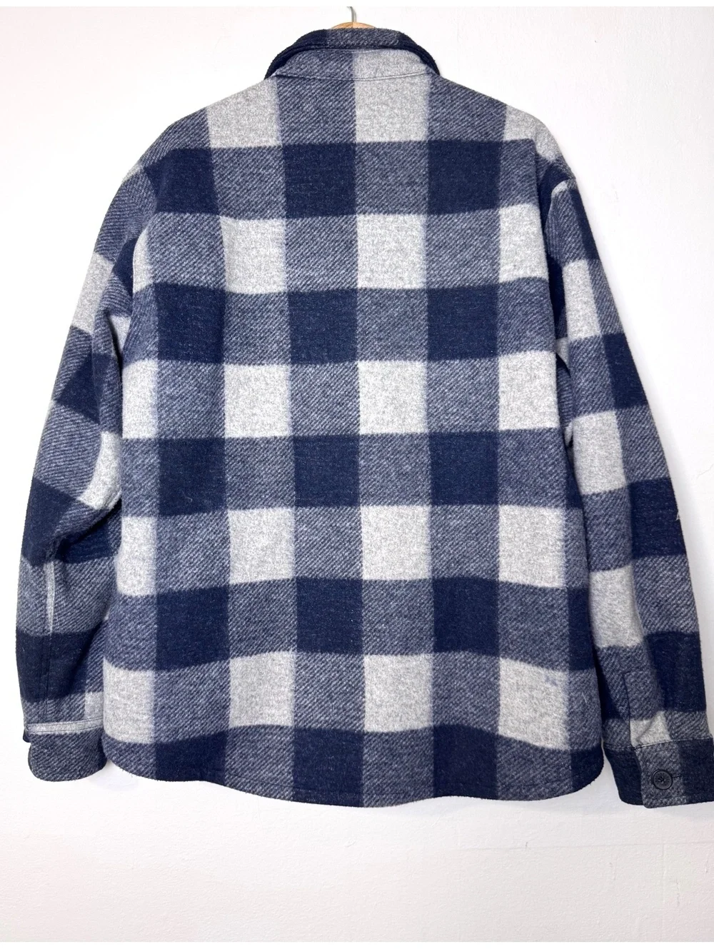 Banana Republic flannel shirt jacket men's navy grey plaid lined size L